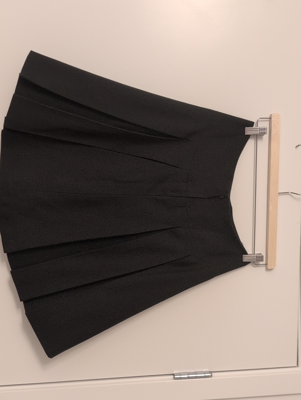 Classic Black Pleated Women’s Skirt